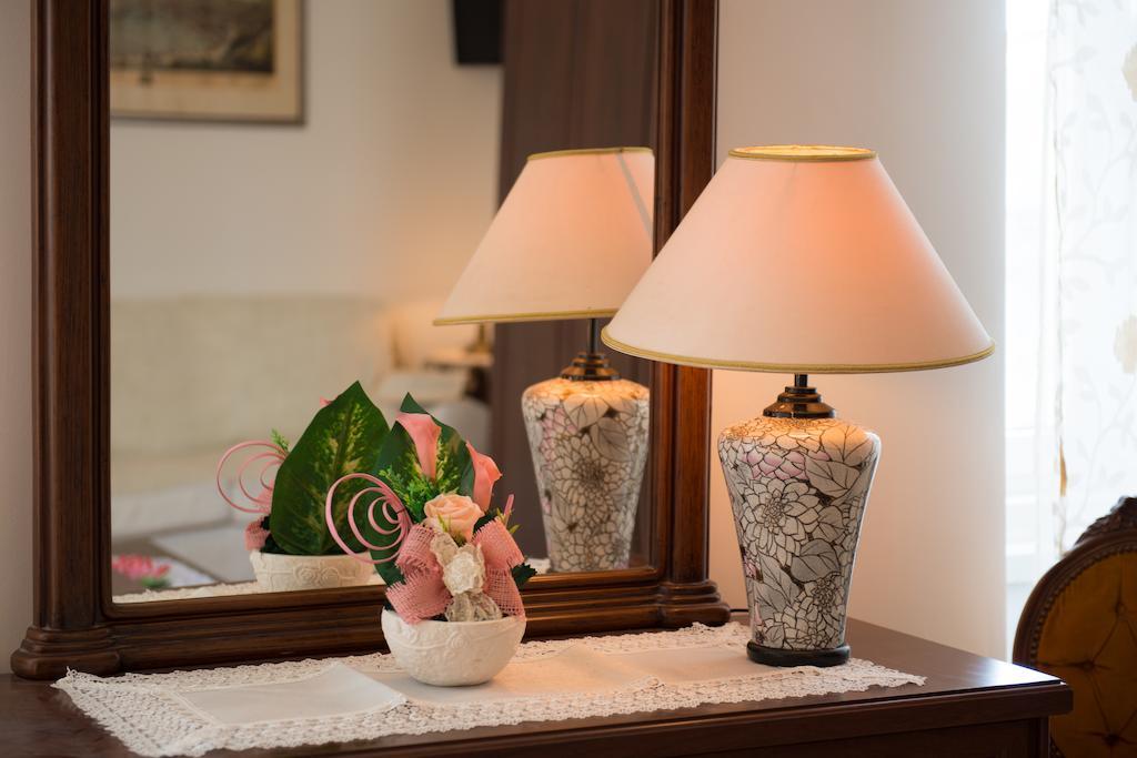 Antico Borgo Teresiano Bed & Breakfast Triest Cameră foto